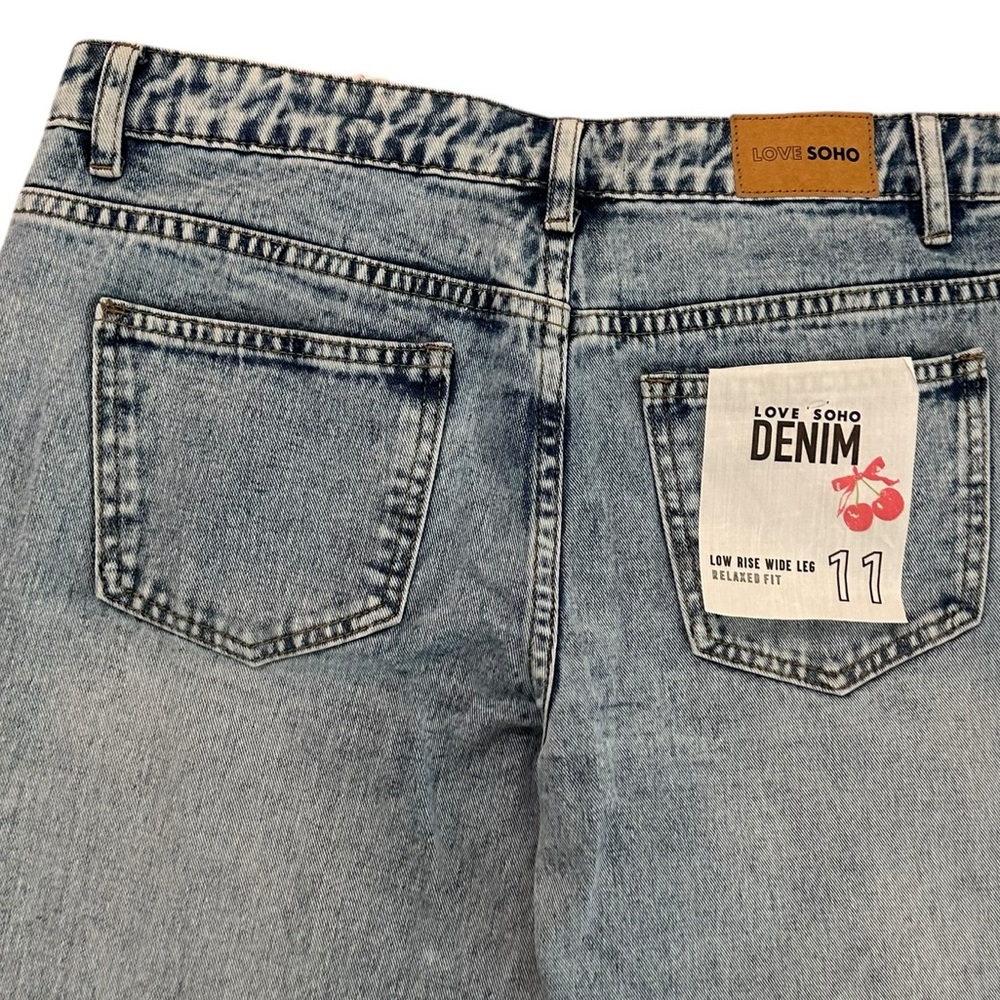 Love Soho Relaxed Fit Low Rise Wide Leg Denim Size 11 NWT - Picture 17 of 17
